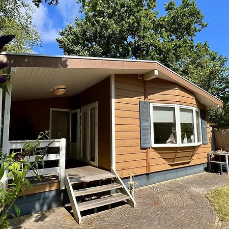 Ferienhaus Small Family Close To Sint Maartensvlotbrug